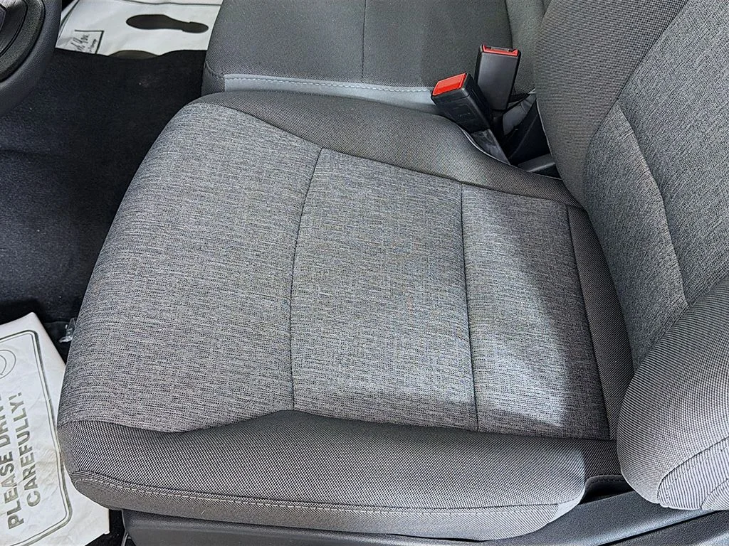 New 2025 Oxford White Ford F-350® XL image 21