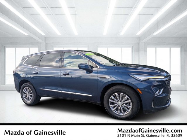 2022 Buick Enclave Essence