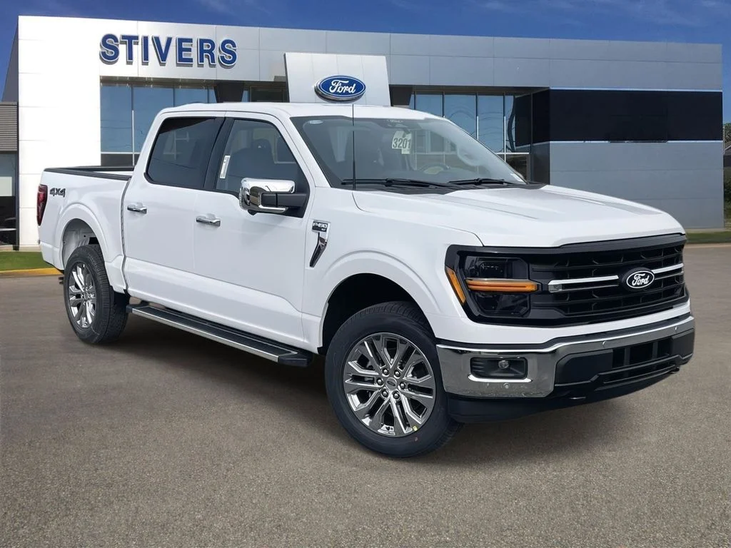 New 2026 Oxford White Ford XLT image 1