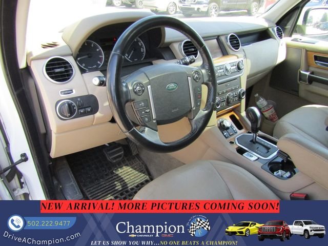 Used 2012 White Land Rover V8 image 12