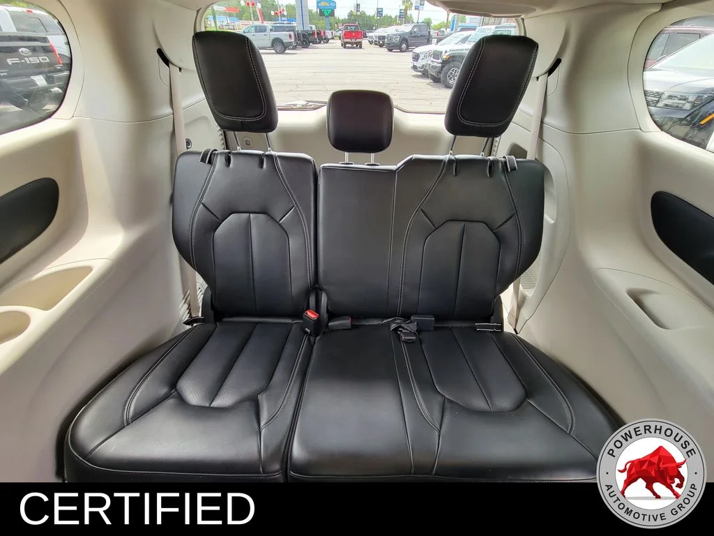 Used 2023 White Chrysler Touring L image 17