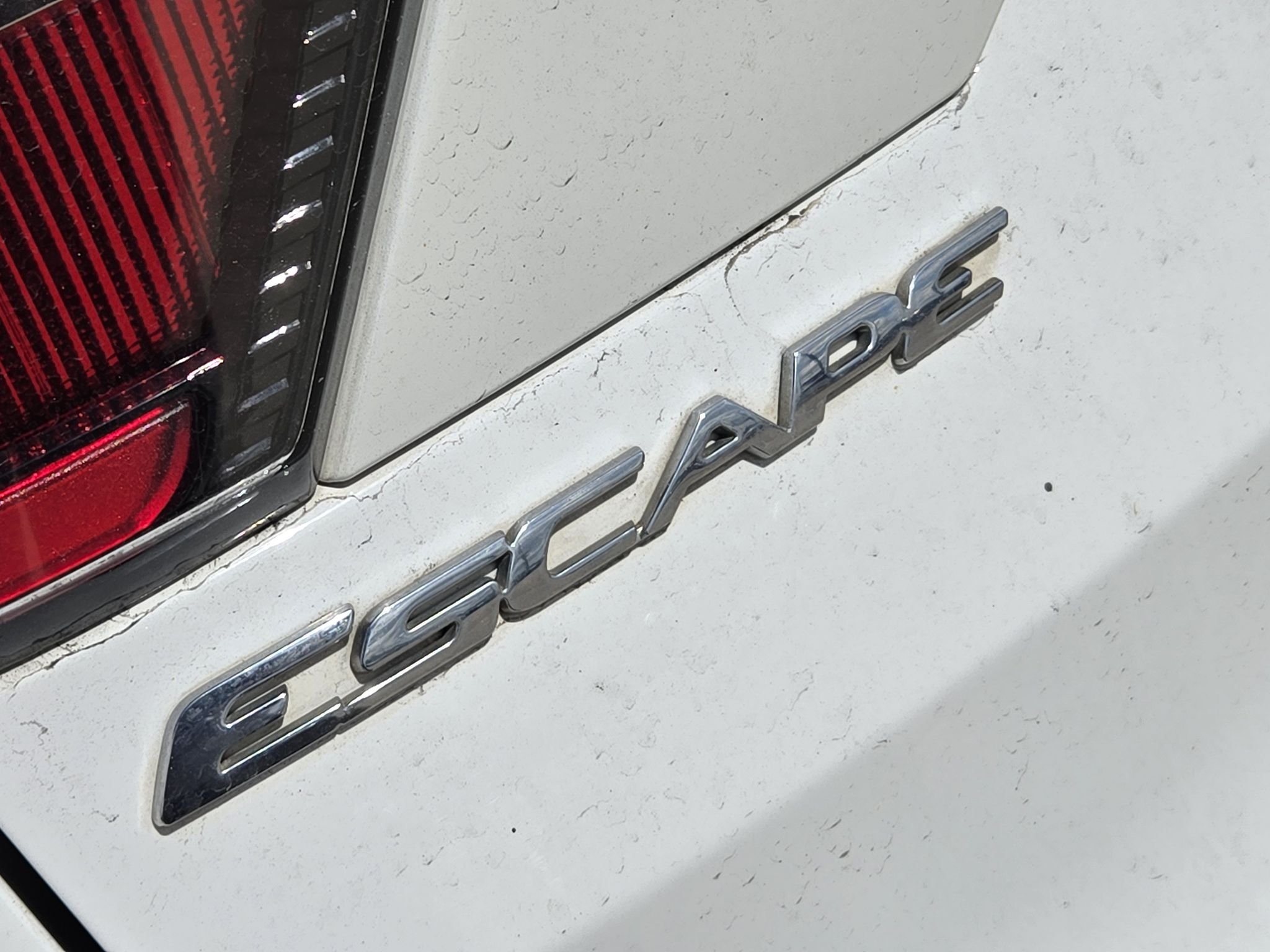 Used 2017 Oxford White Ford SE image 12