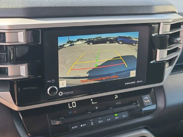 Used 2023  Toyota SR5 image 30