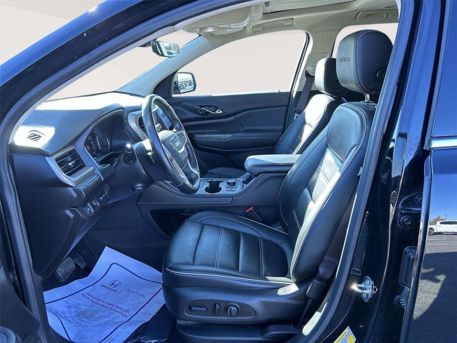 2021 GMC Acadia Denali - Photo 11