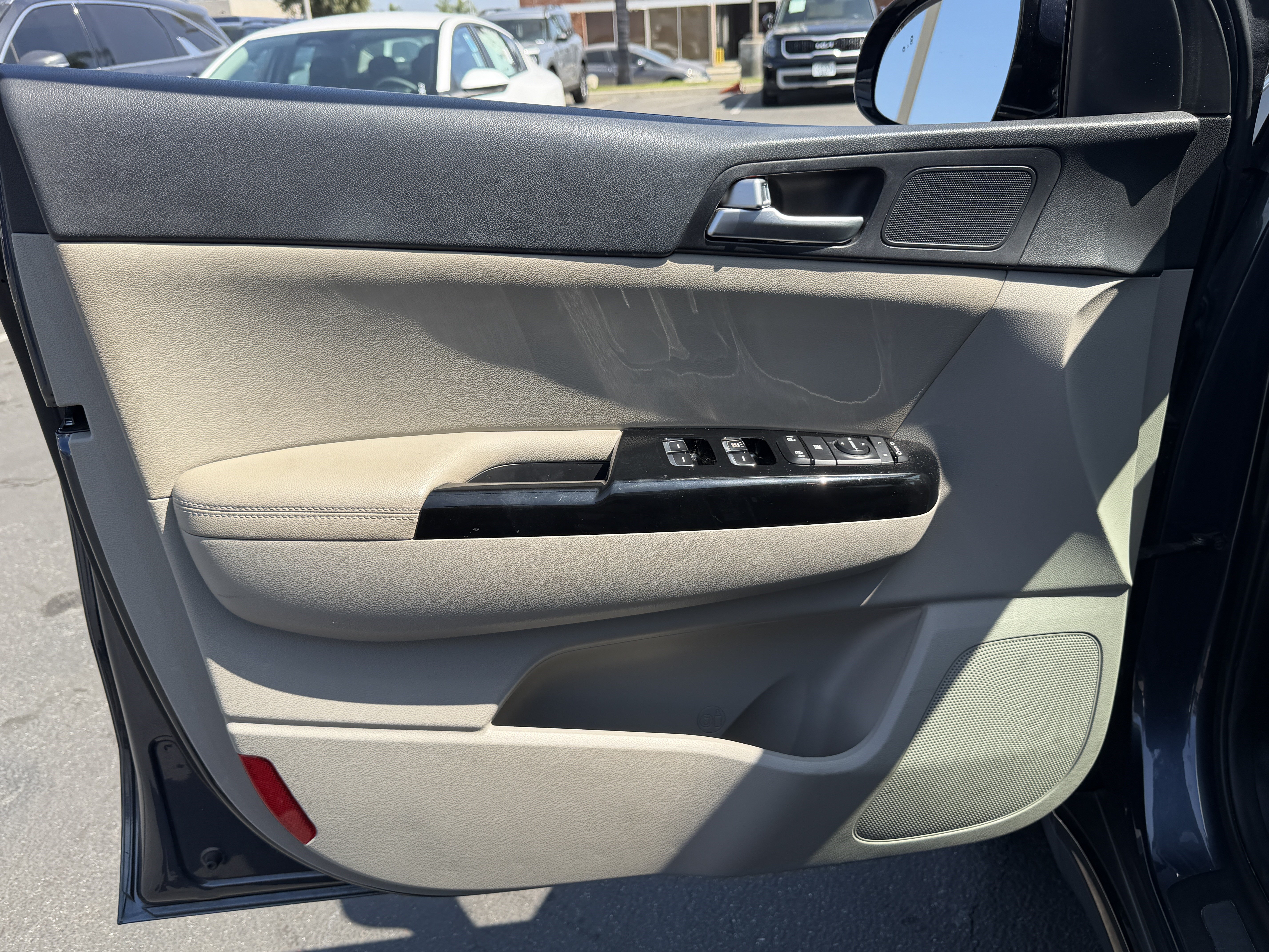 Used 2020 Pacific Blue Kia S image 10