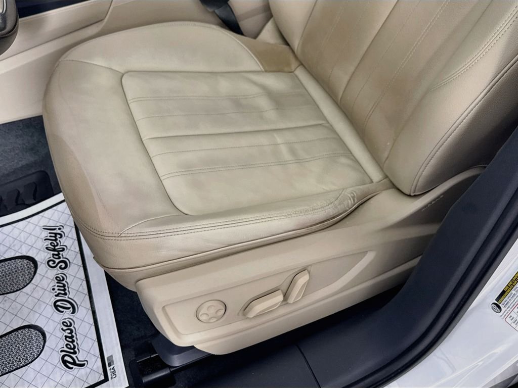 Used 2018 Ibis White Audi Premium Plus image 5