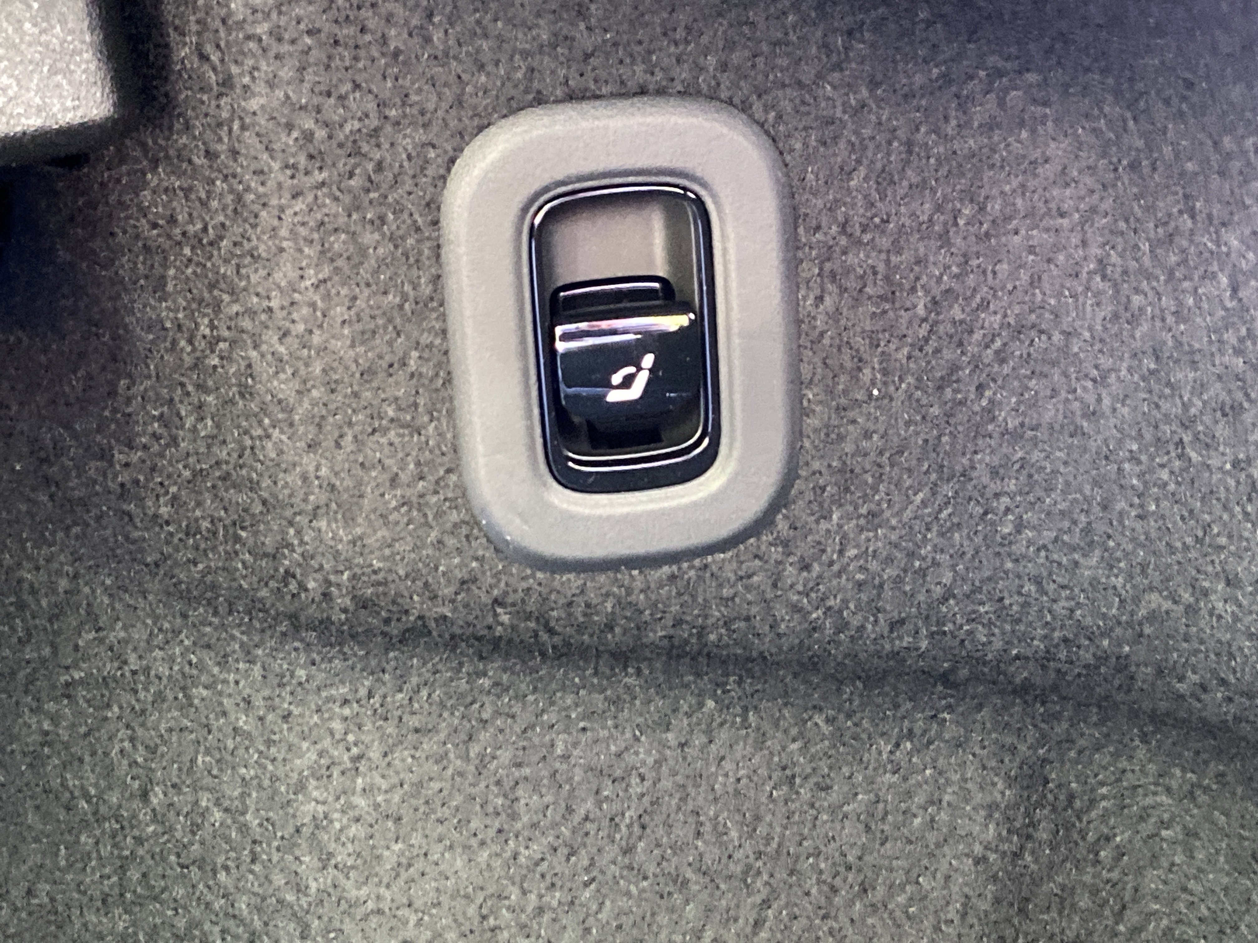 New 2026 Obsidian Black Metallic Mercedes-Benz AMG® CLE 53 4MATIC®+ Cabriolet image 18
