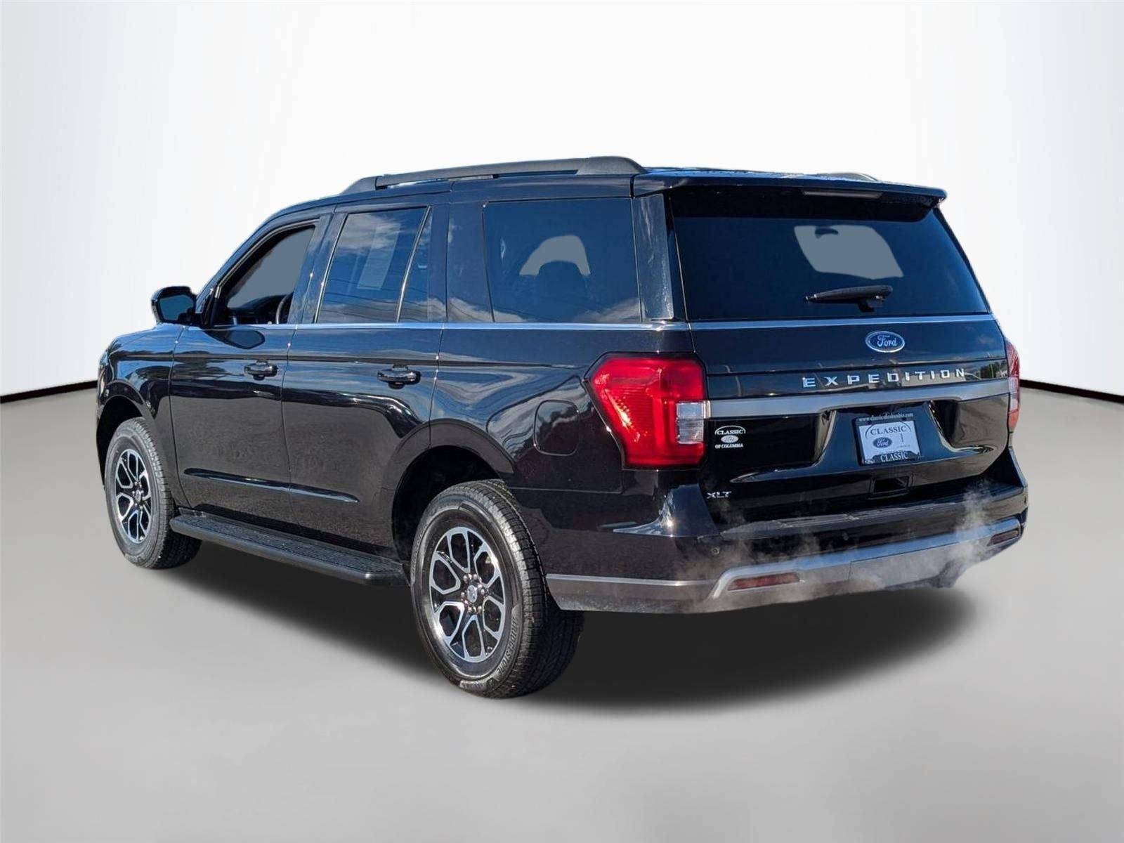 Used 2024 Agate Black Metallic Ford XLT image 7