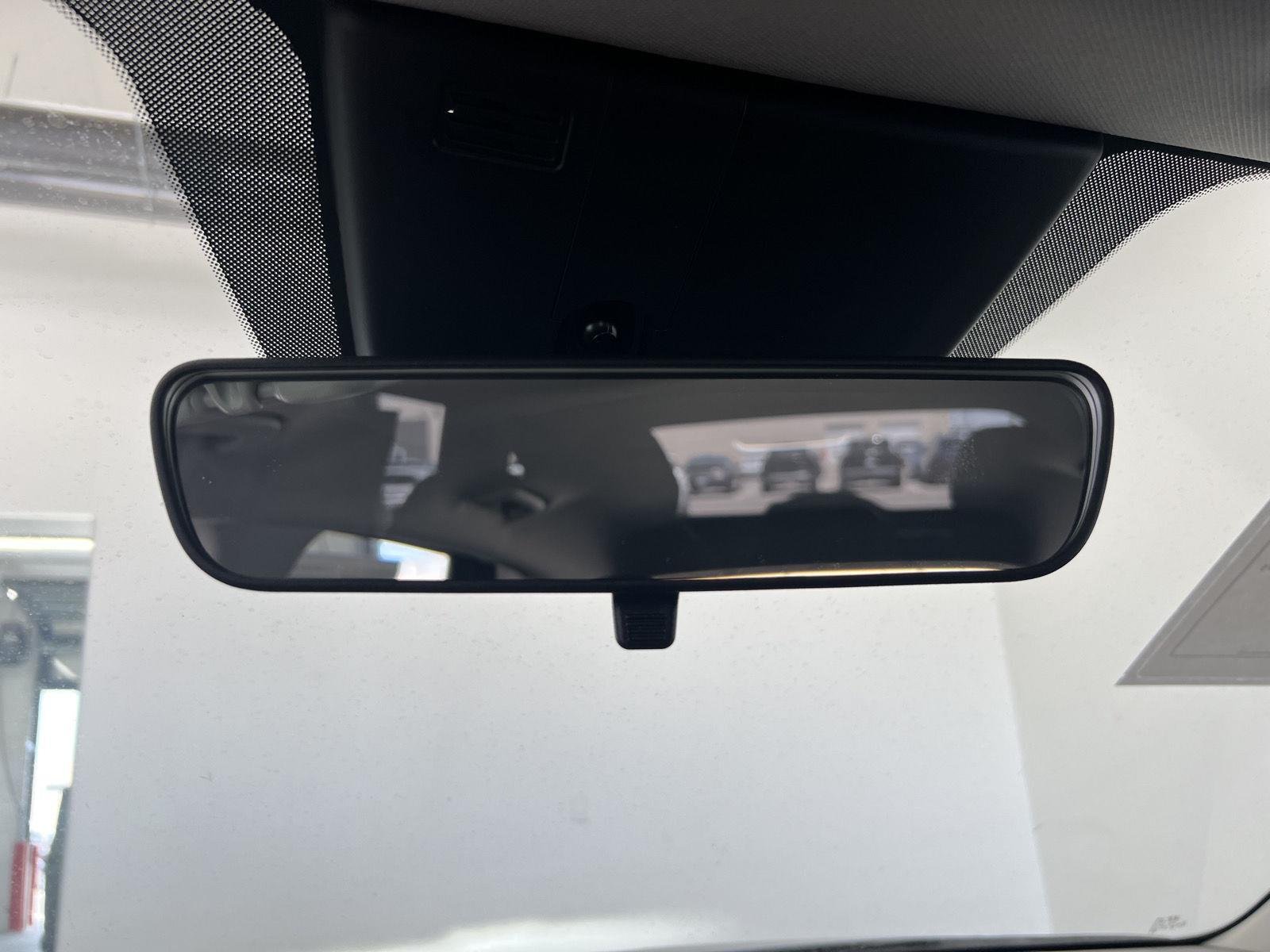 New 2026 Amazon Gray Hyundai SEL AWD image 21