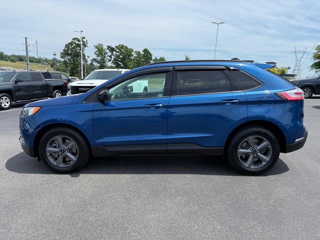 2024 Ford Edge SEL AWD's photo
