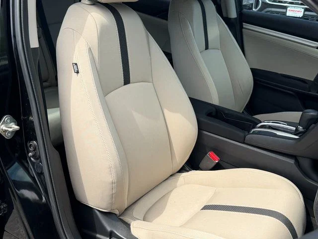 Used 2017  Honda EX image 30