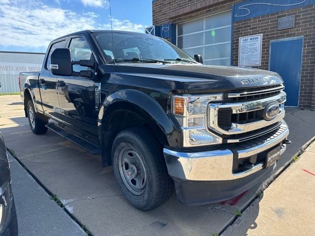 Used 2020 Black Ford XL image 1