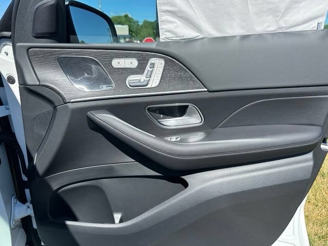 New 2026 MANUFAKTUR Moonlight White Magno Mercedes-Benz GLE 350 image 63
