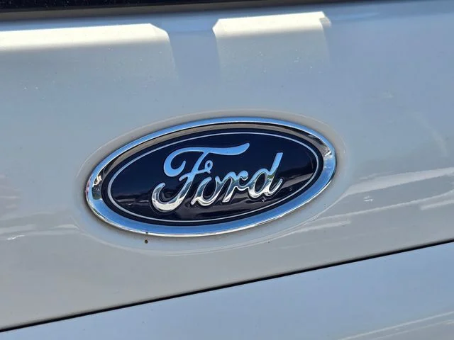 Used 2020 White Ford SE image 18