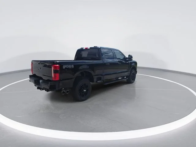 Used 2024 Black Ford XLT image 9