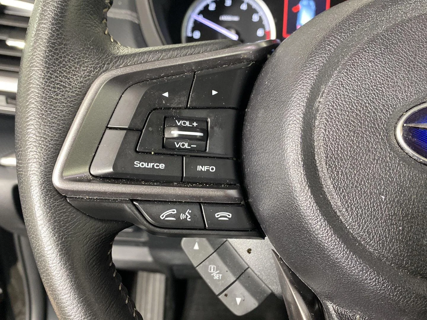 Used 2024 Crystal Black Silica Subaru Premium image 25