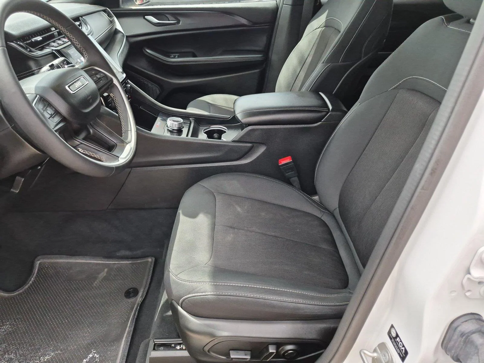 Used 2024 Bright White Clearcoat Jeep Laredo image 10