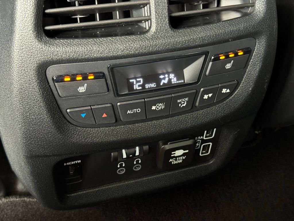 Used 2022 Black Honda Touring image 27