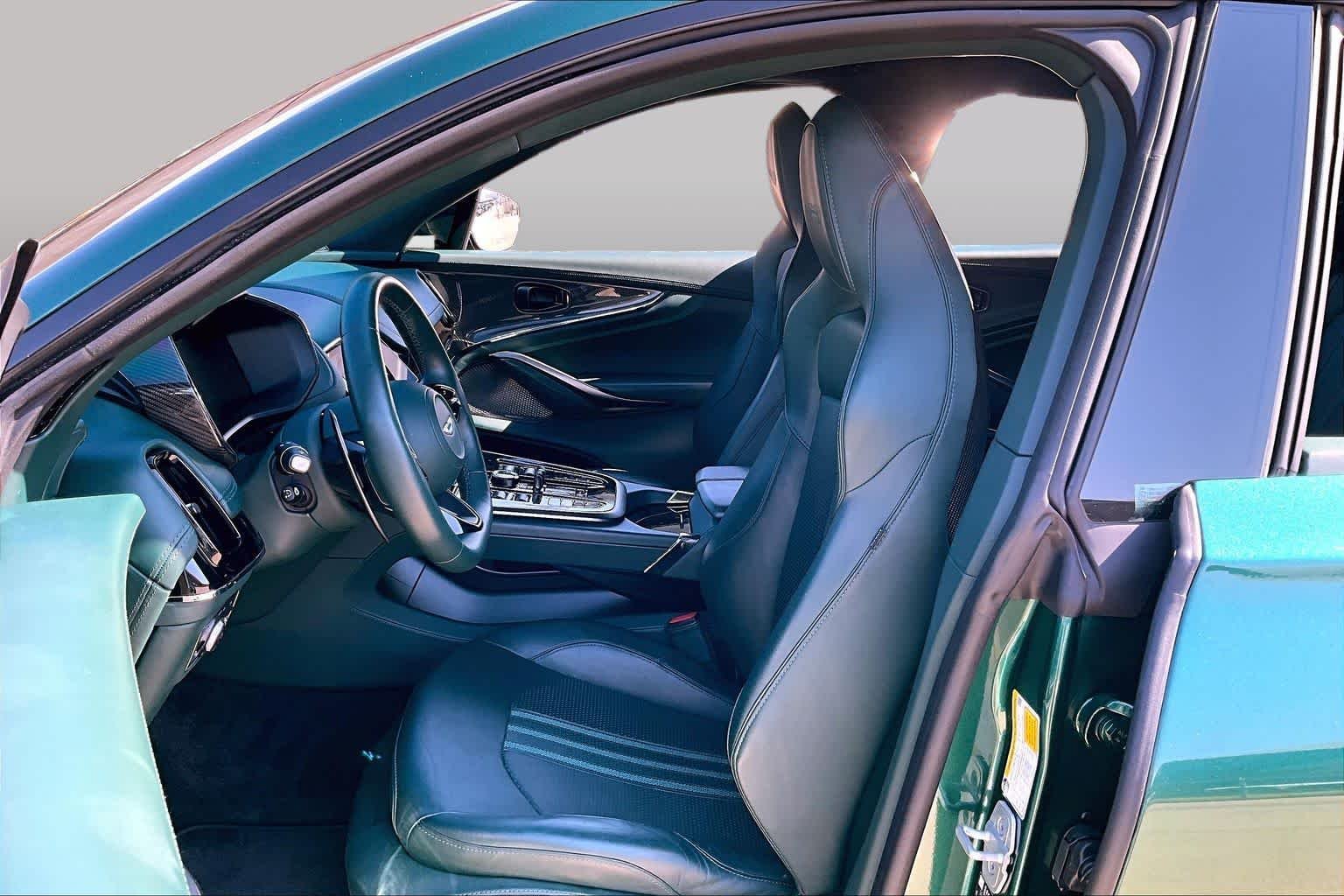 Pre-Owned 2025 Aston Martin DBX 707