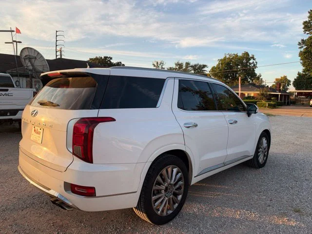 Used 2020 White Hyundai Limited image 13