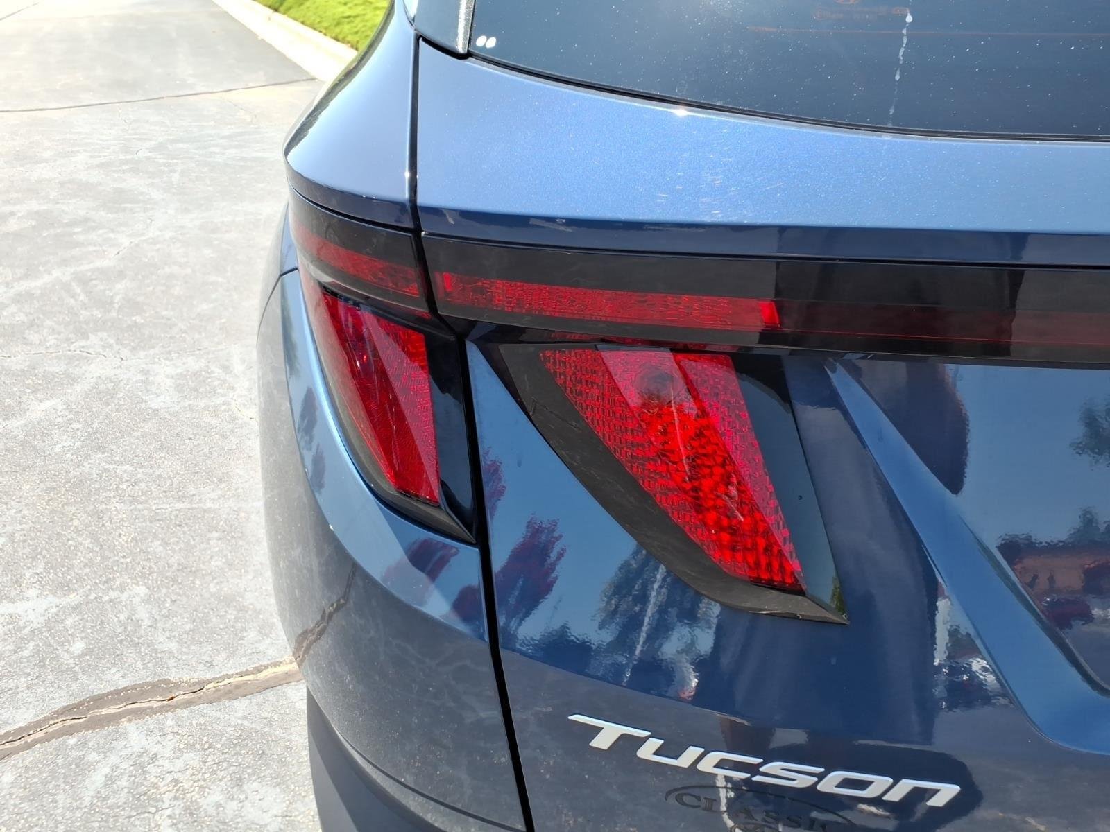 Used 2025 Atlantis Blue Hyundai SEL image 18