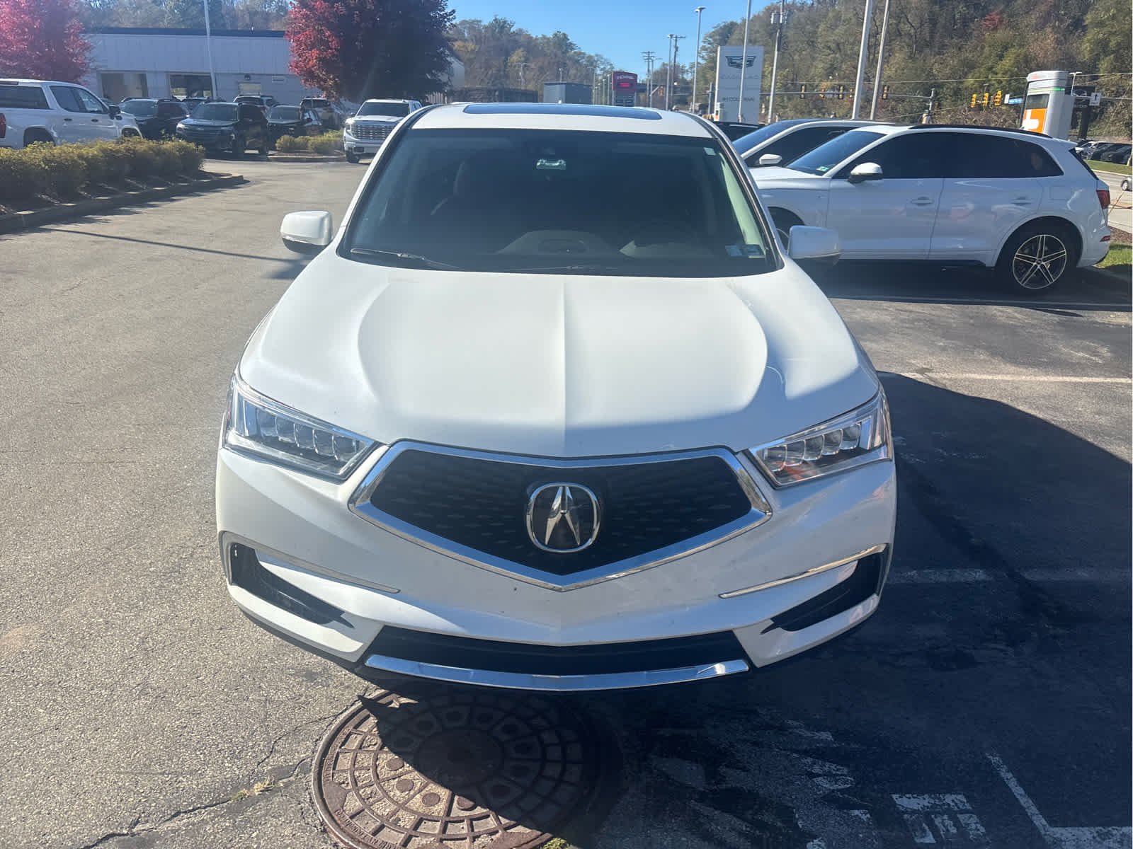 Used 2017 White Diamond Pearl Acura w/Technology Pkg image 4