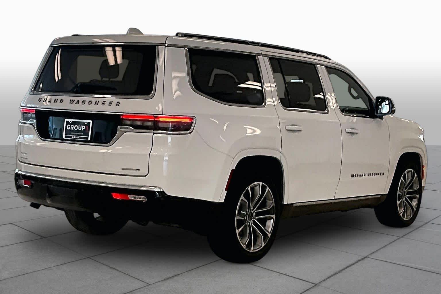 Used 2023 Bright White Clearcoat Jeep Series III image 11