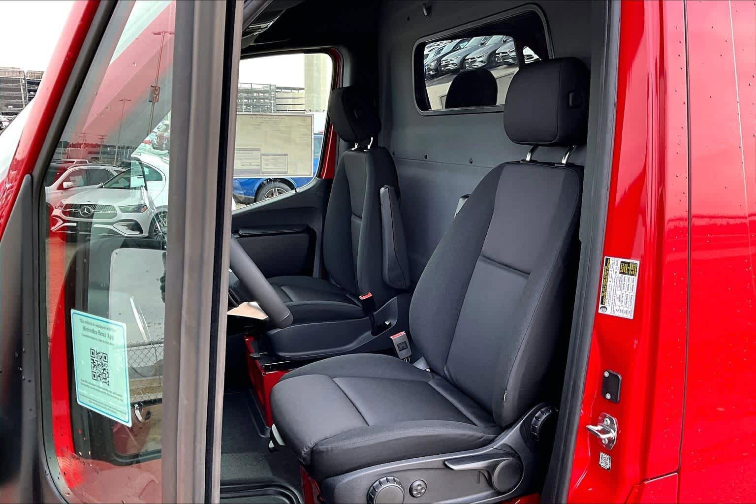 2026 Mercedes-Benz Sprinter Cargo Van Base - Photo 33
