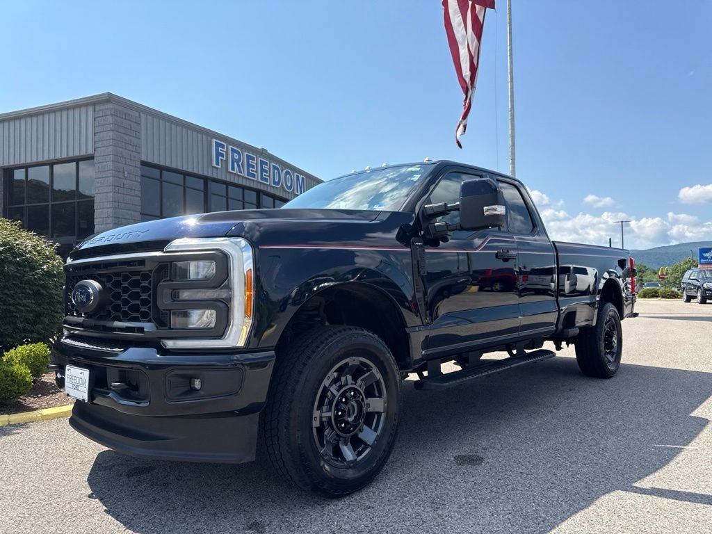 2023 Ford F-350sd Lariat