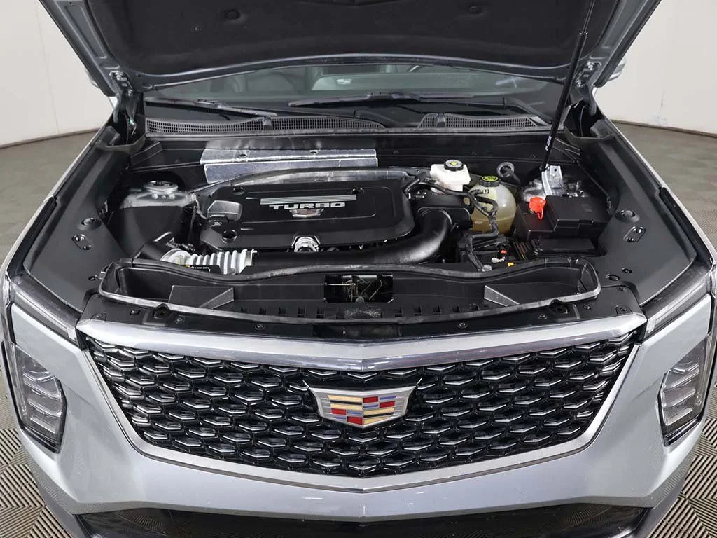 Used 2024 Silver Cadillac Premium Luxury image 19