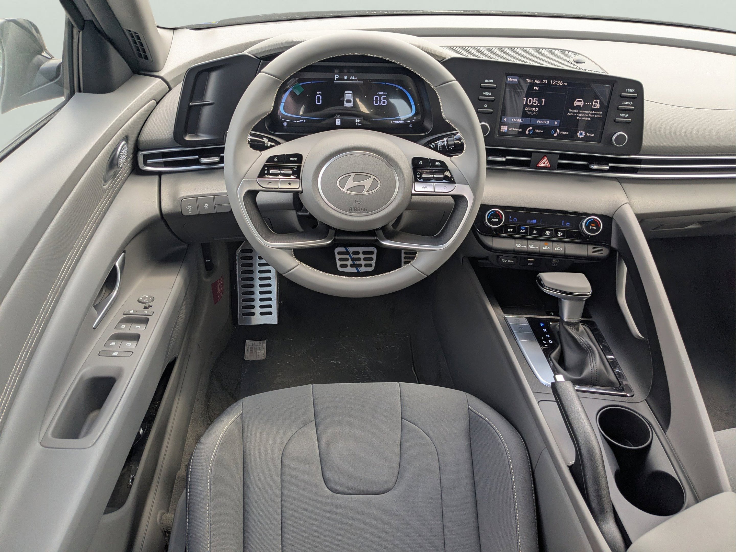 Used 2025 Fluid Metal Hyundai SEL Sport image 12
