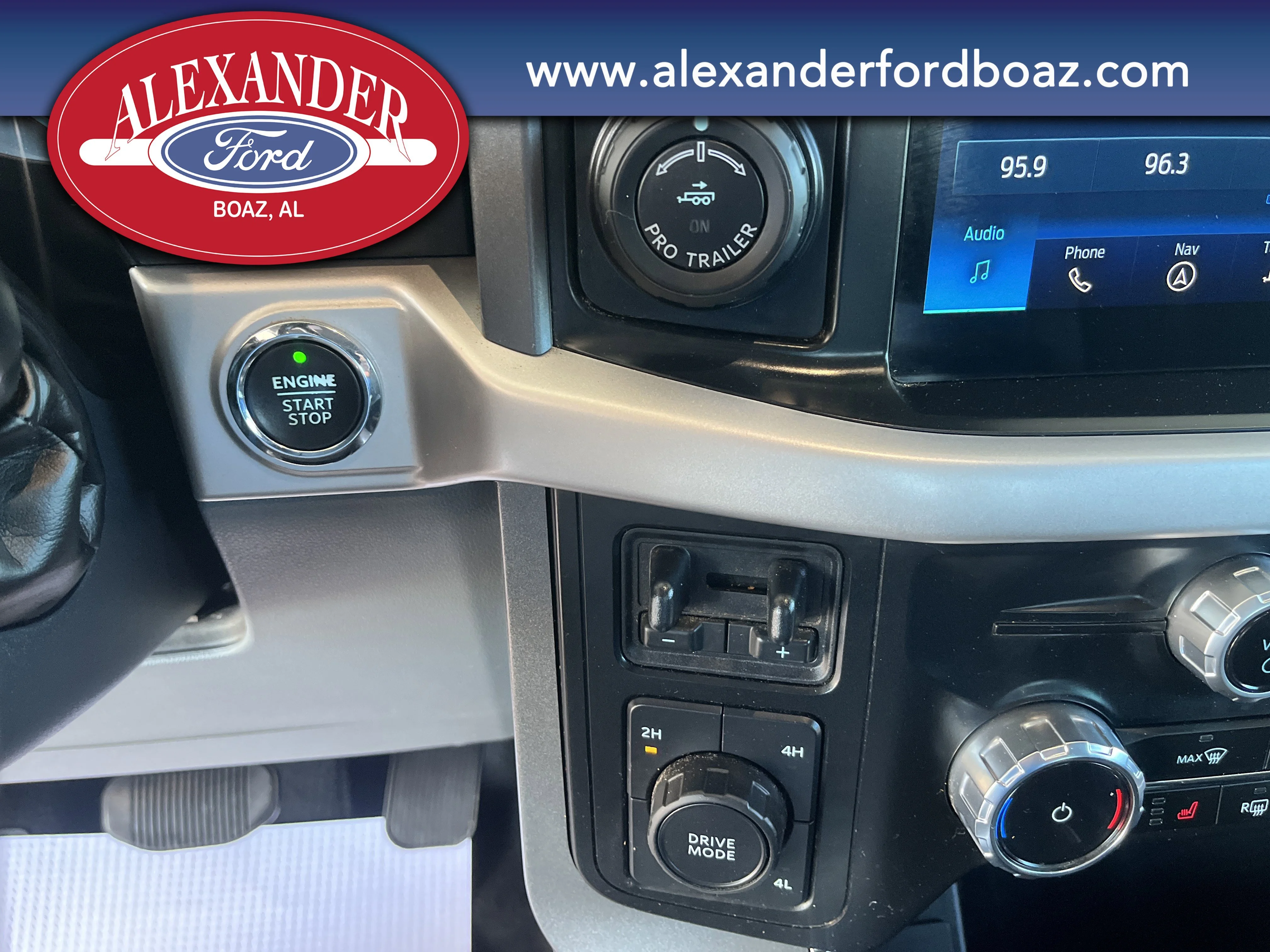 Used 2023 Gray Ford XLT image 27