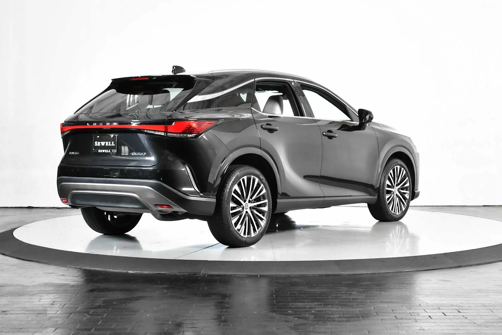 Certified Used 2024 CAVIAR Lexus Premium Plus image 7