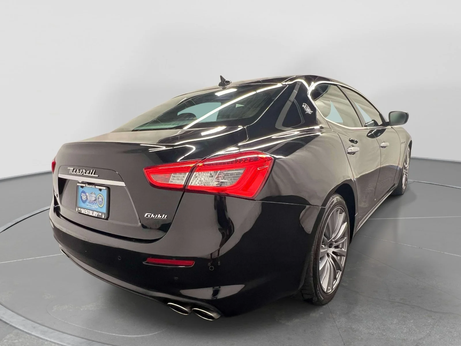 Used 2018 Black Maserati S Q4 image 7
