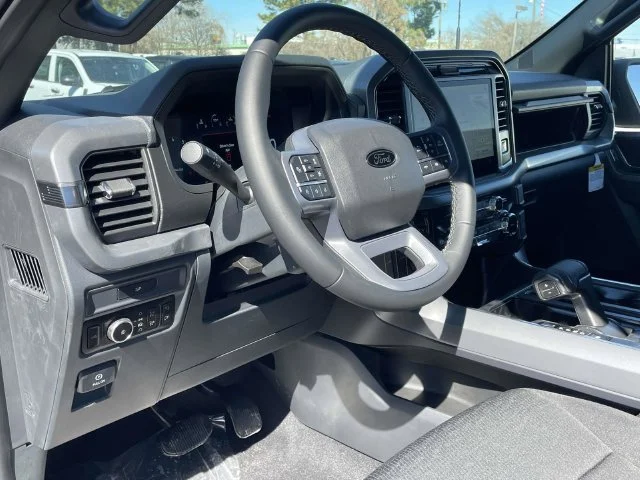 New 2026 Black Ford XLT image 16