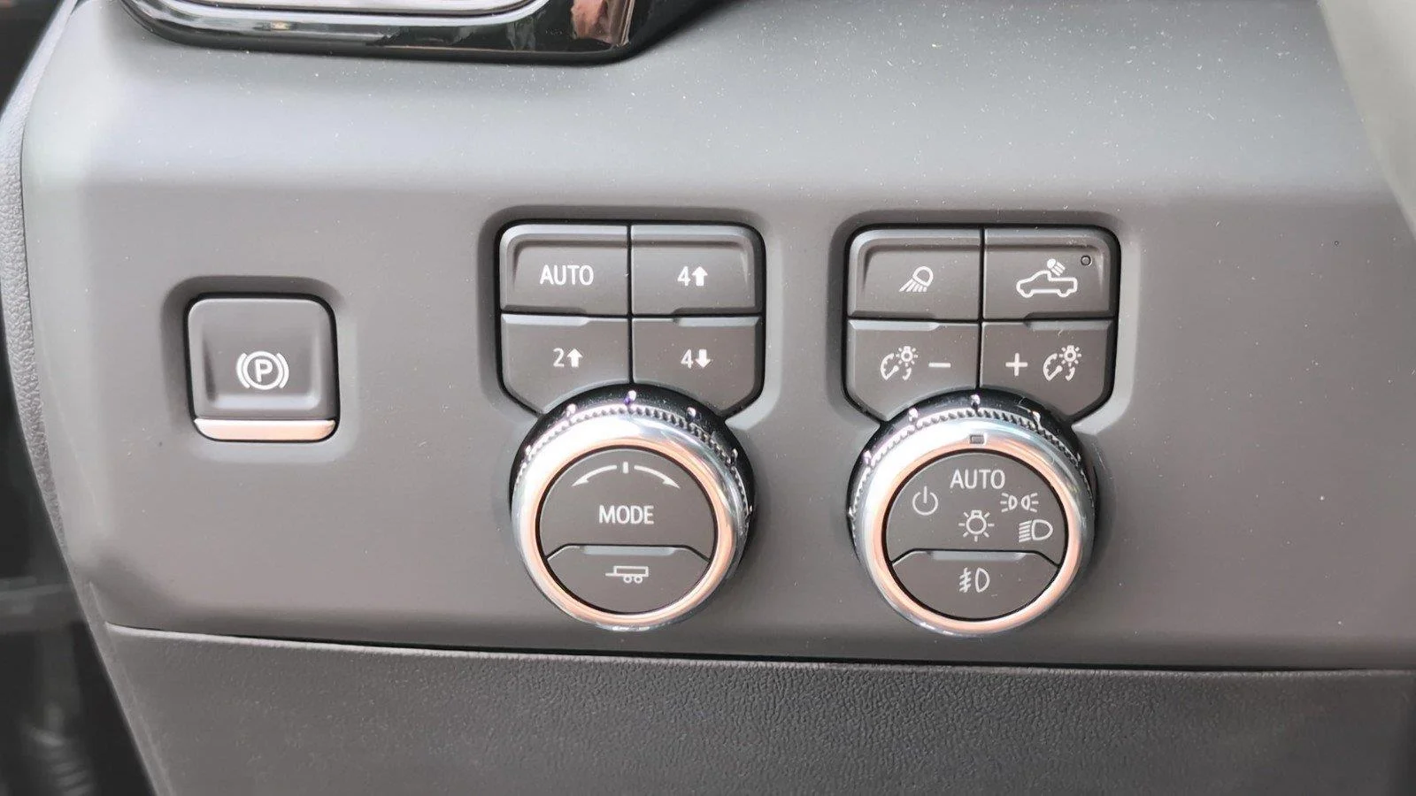 New 2026 Onyx Black GMC AT4 image 30
