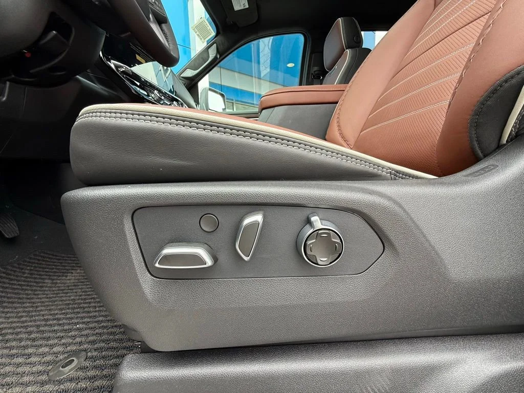 New 2026 Sterling Metallic GMC Denali Ultimate image 35