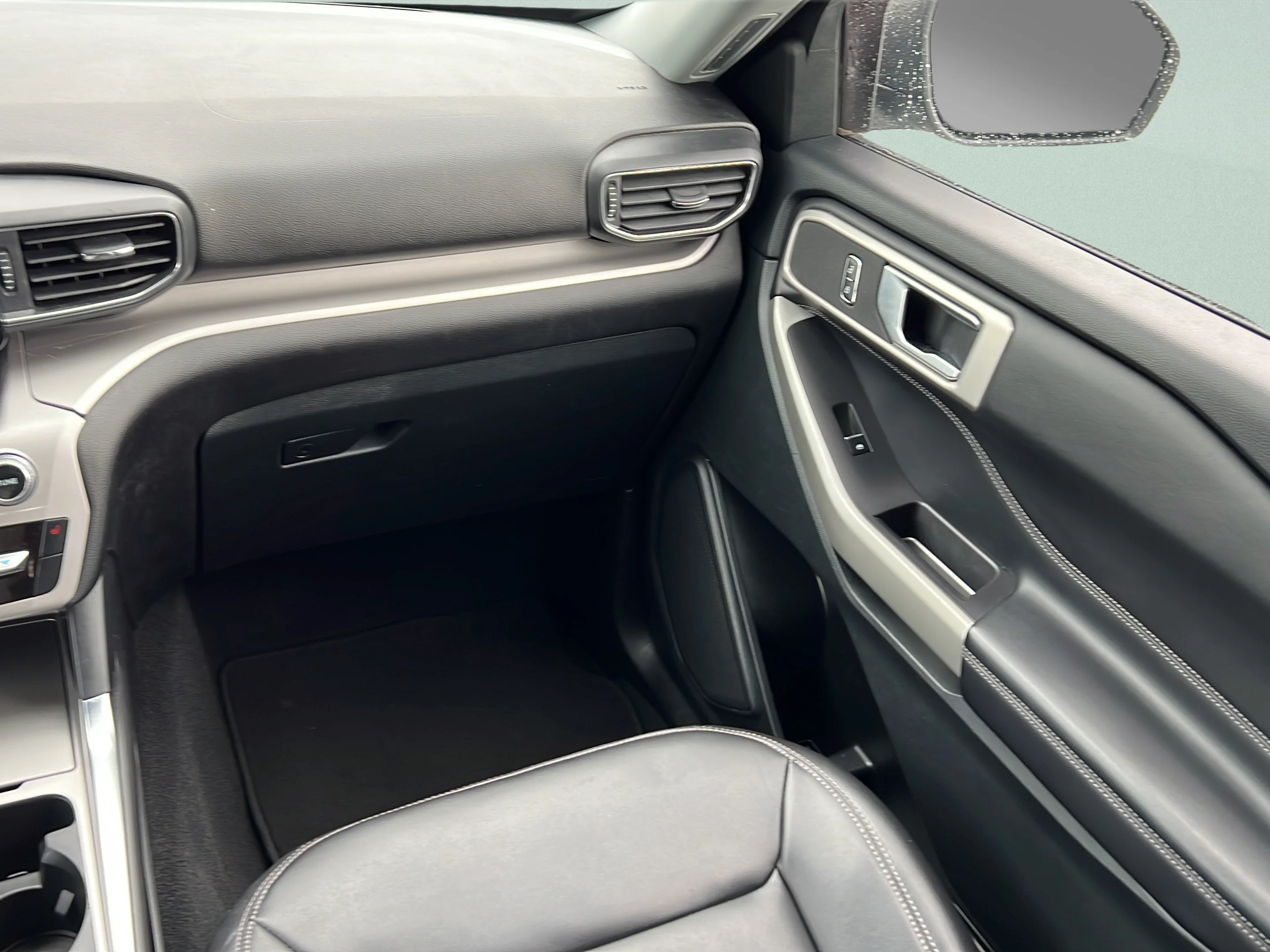 Used 2023 Silver Metallic Ford XLT image 13