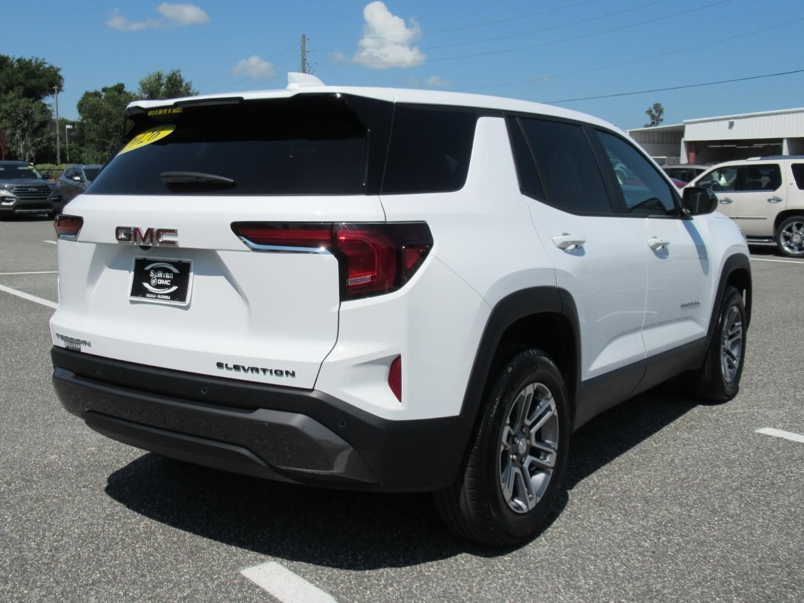 Used 2026 White GMC Elevation image 7
