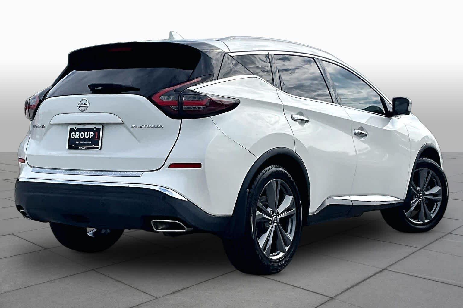 Used 2019 Pearl White Tricoat Nissan Platinum image 13