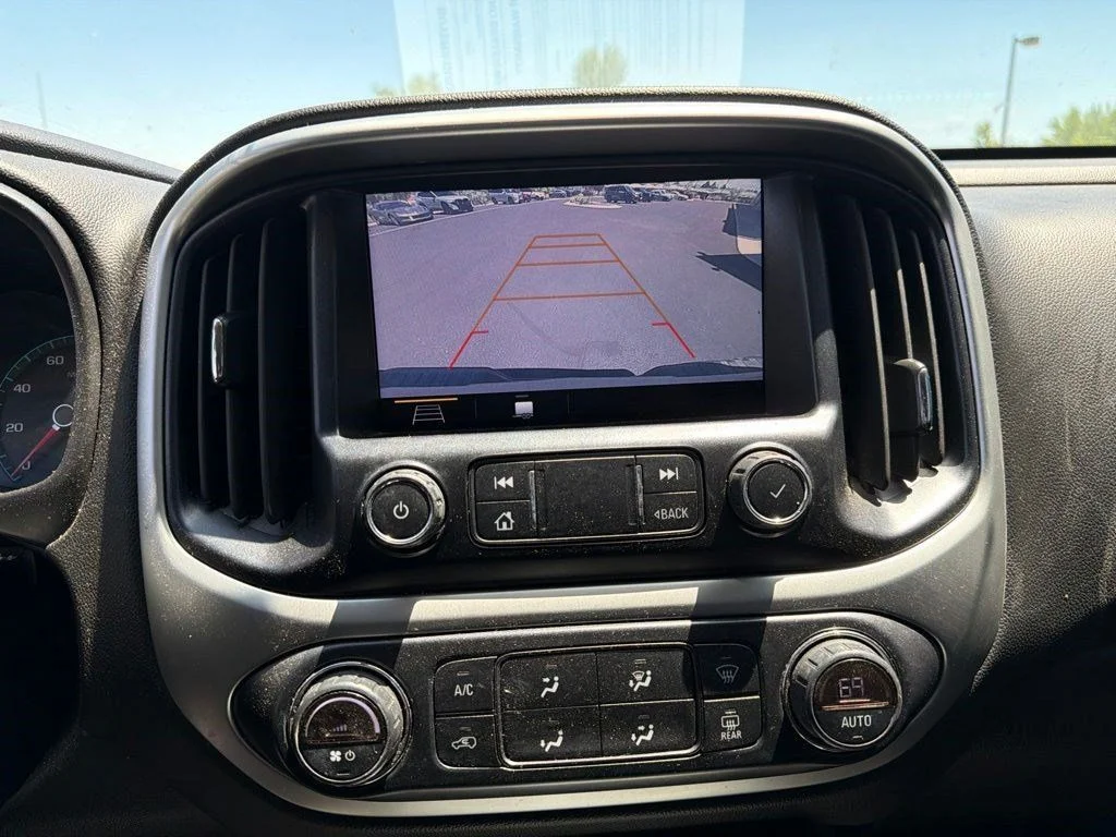 Used 2020 Silver Ice Metallic Chevrolet ZR2 image 15