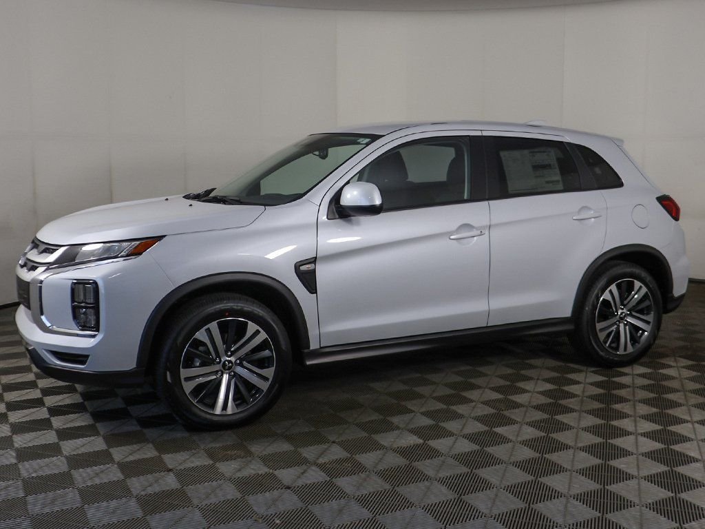 2025 Mitsubishi Outlander Sport ES - Photo 12