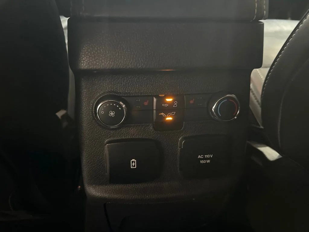 Used 2018 Red Ford Platinum image 16