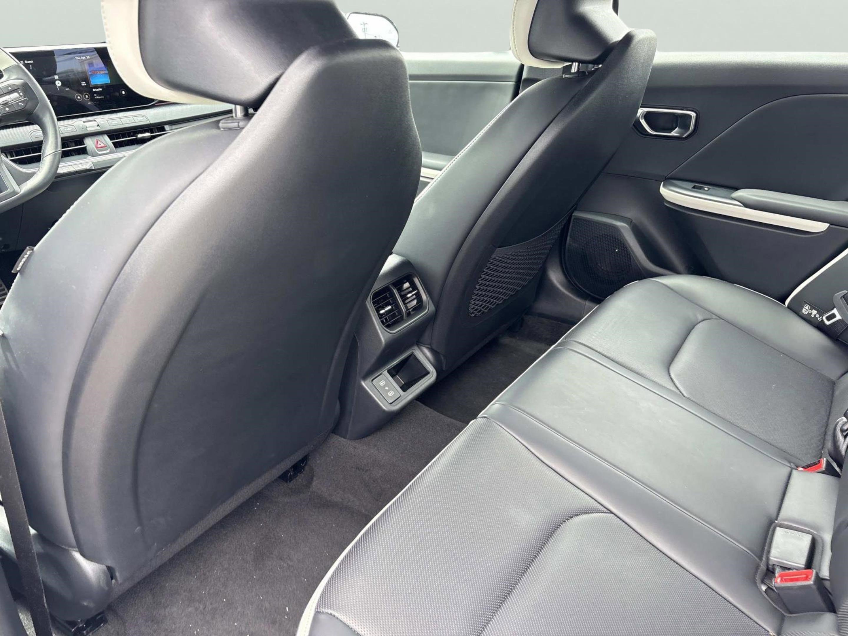 New 2026 Snow White Pearl Kia GT-Line Turbo image 13