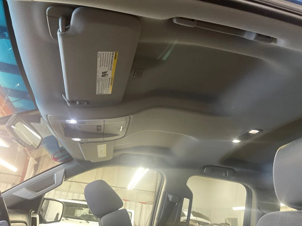 Used 2018 Blue GMC SLE image 13