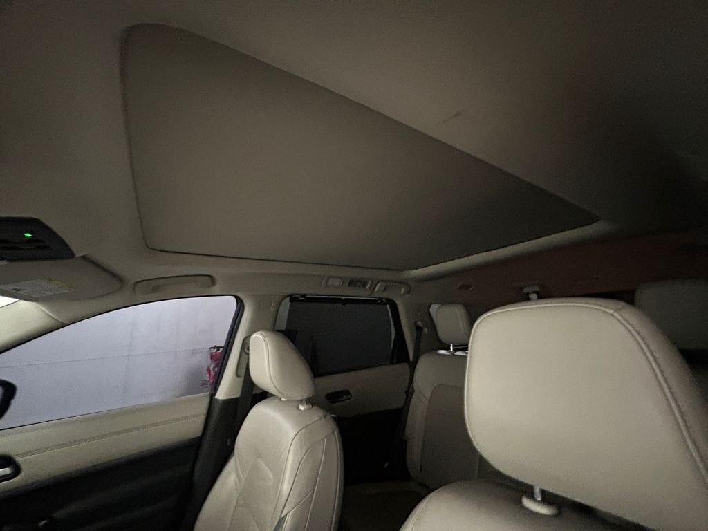 Used 2022 Blue Nissan Platinum image 25