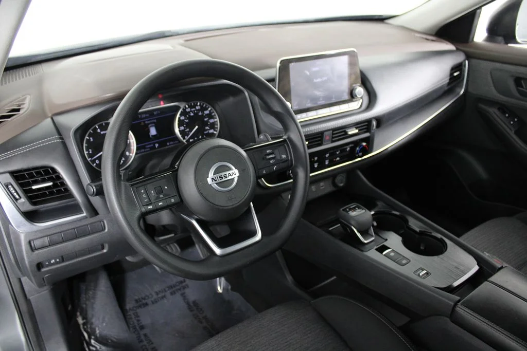 2021 Nissan Rogue S - Photo 18