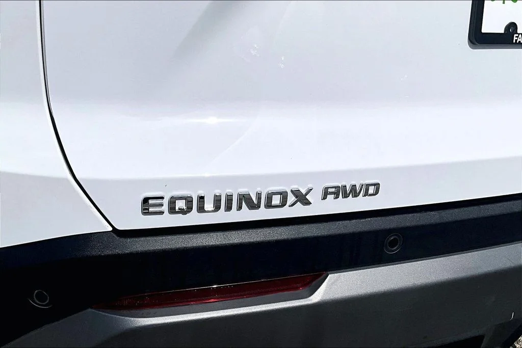 Certified Used 2025 White Chevrolet LT image 27