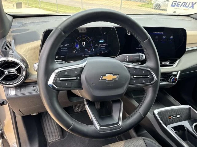 Used 2025 Gray Chevrolet LT image 34