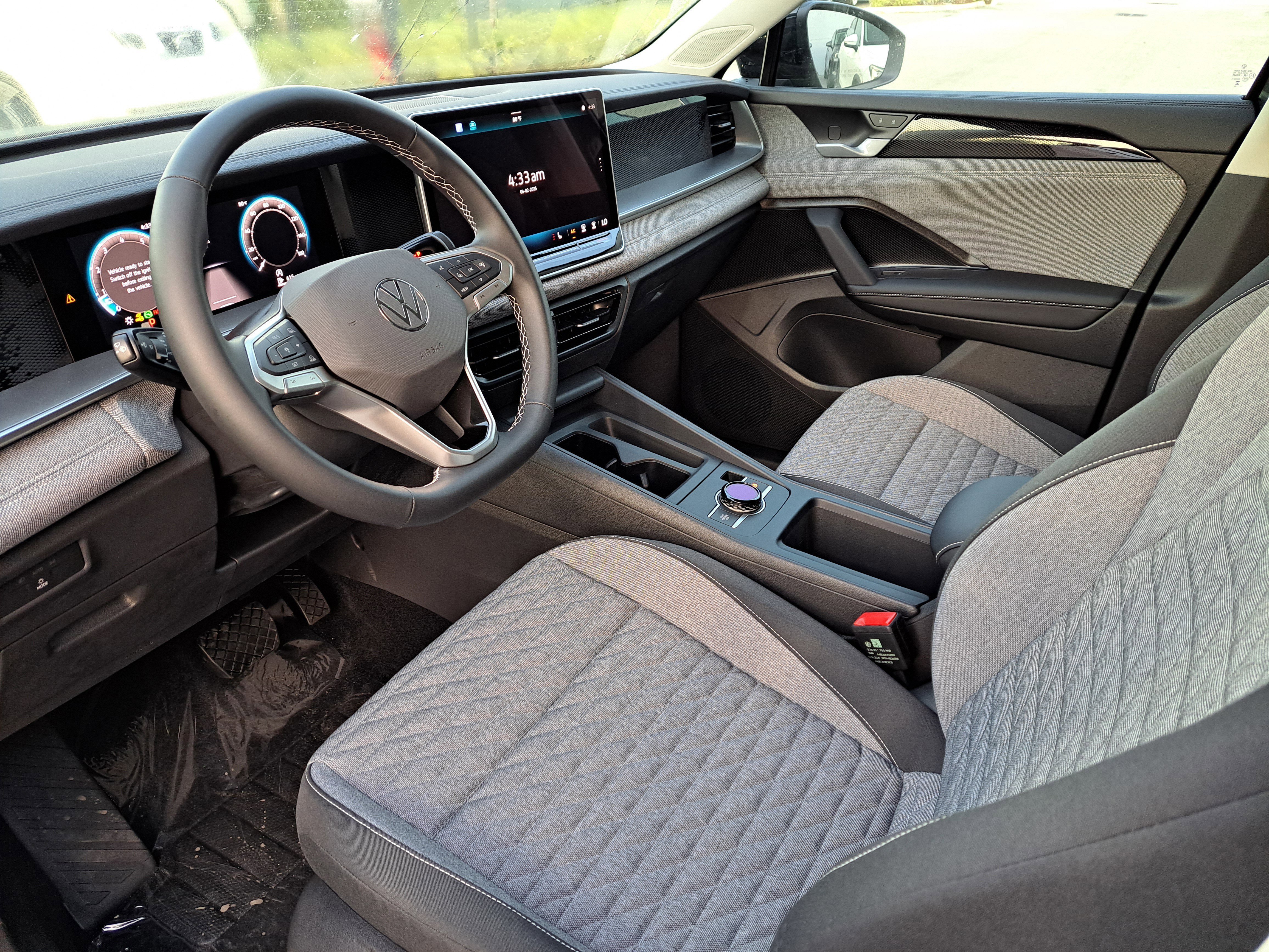 New 2026 Black Volkswagen 2.0T S image 7